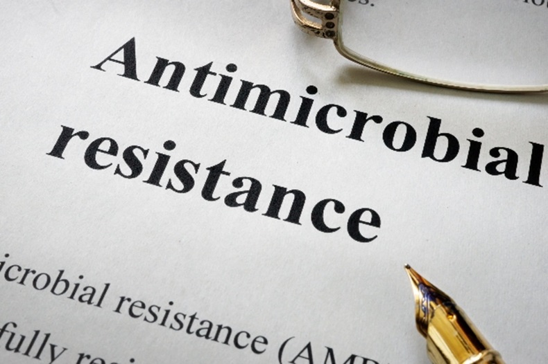 AntimicrobialRes_shutterstock_472150219_620x413.jpg