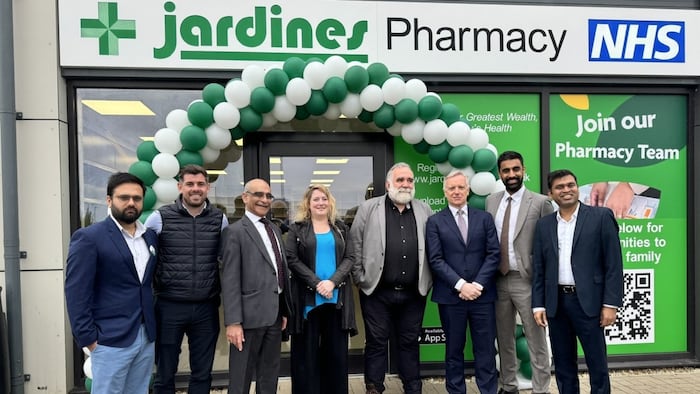 Jardines Charac app launch