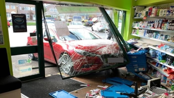 CarCrashRsz.jpg