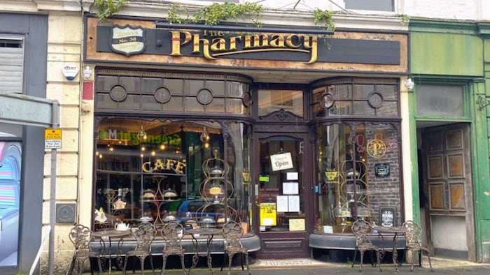 pharmacy cafe