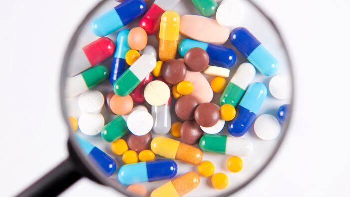 PS1807_Pills Under Scrutiny_141058420_1200.jpg