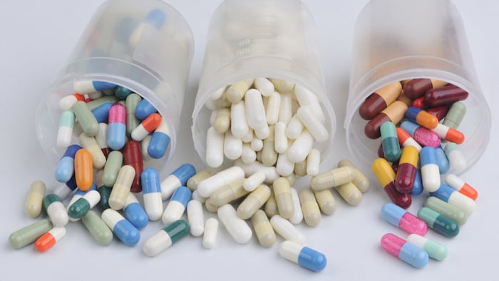 PS1808_Assorted Pills_165044327_1200.jpg