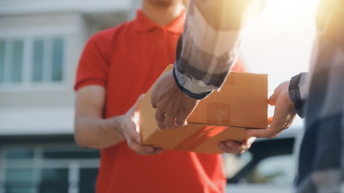 Home parcel delivery